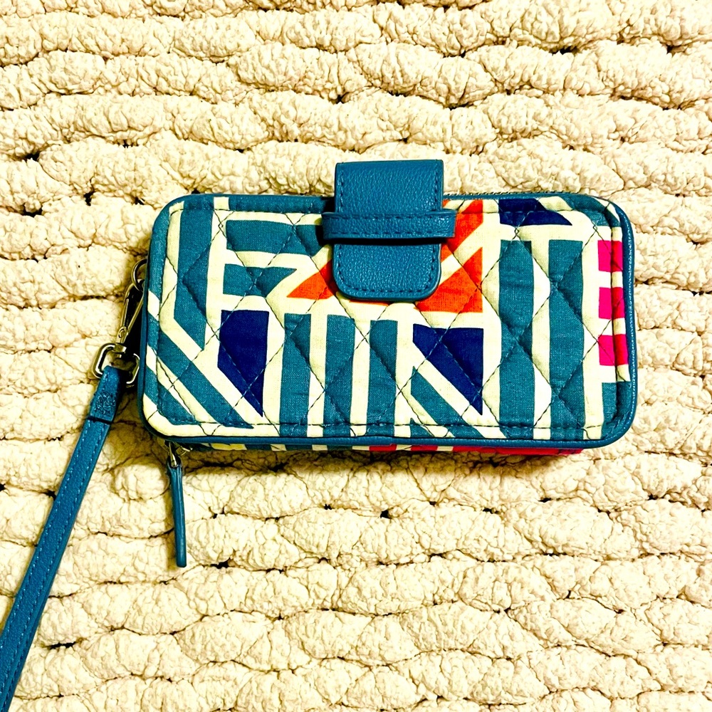 Brand new Vera Bradley Wristlet/Wallet